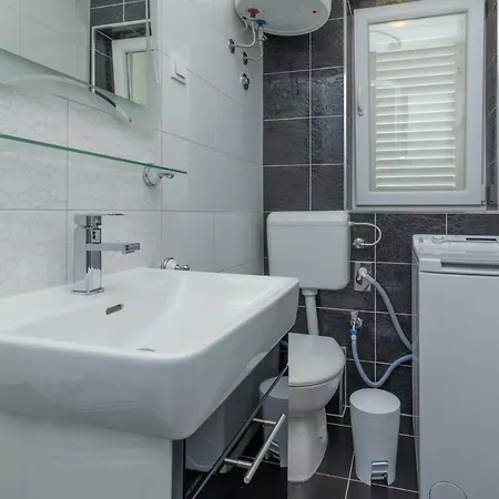 Apartment New 4* 